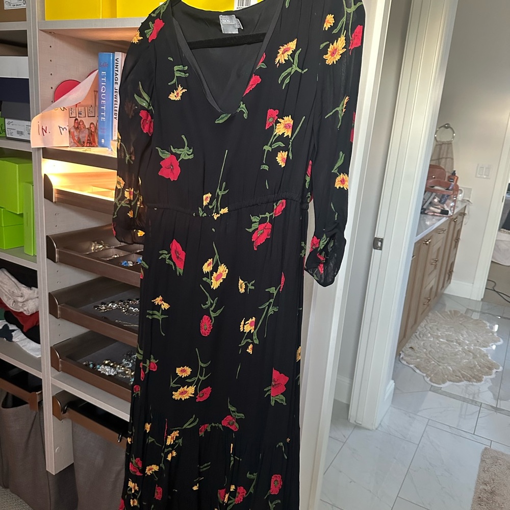 Darling Floral Black Dress
